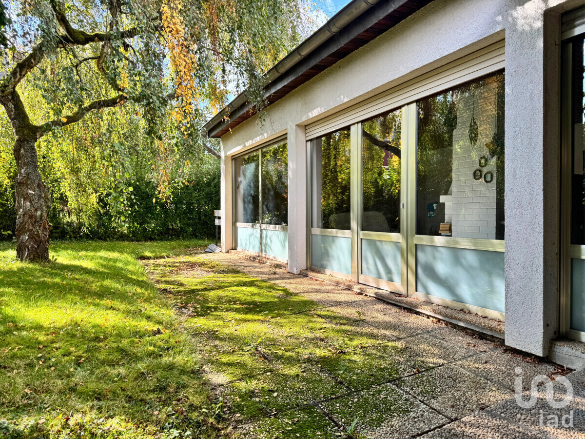 Garten u. Fensterfront WZ