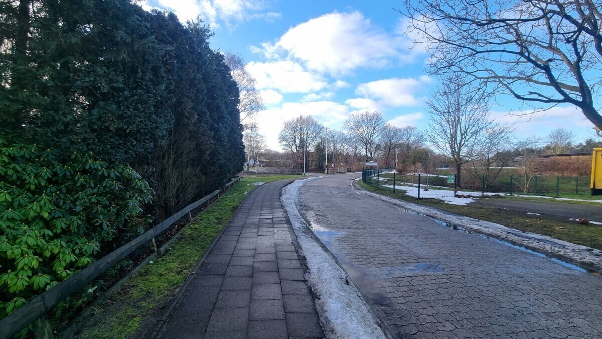 Straßenansicht