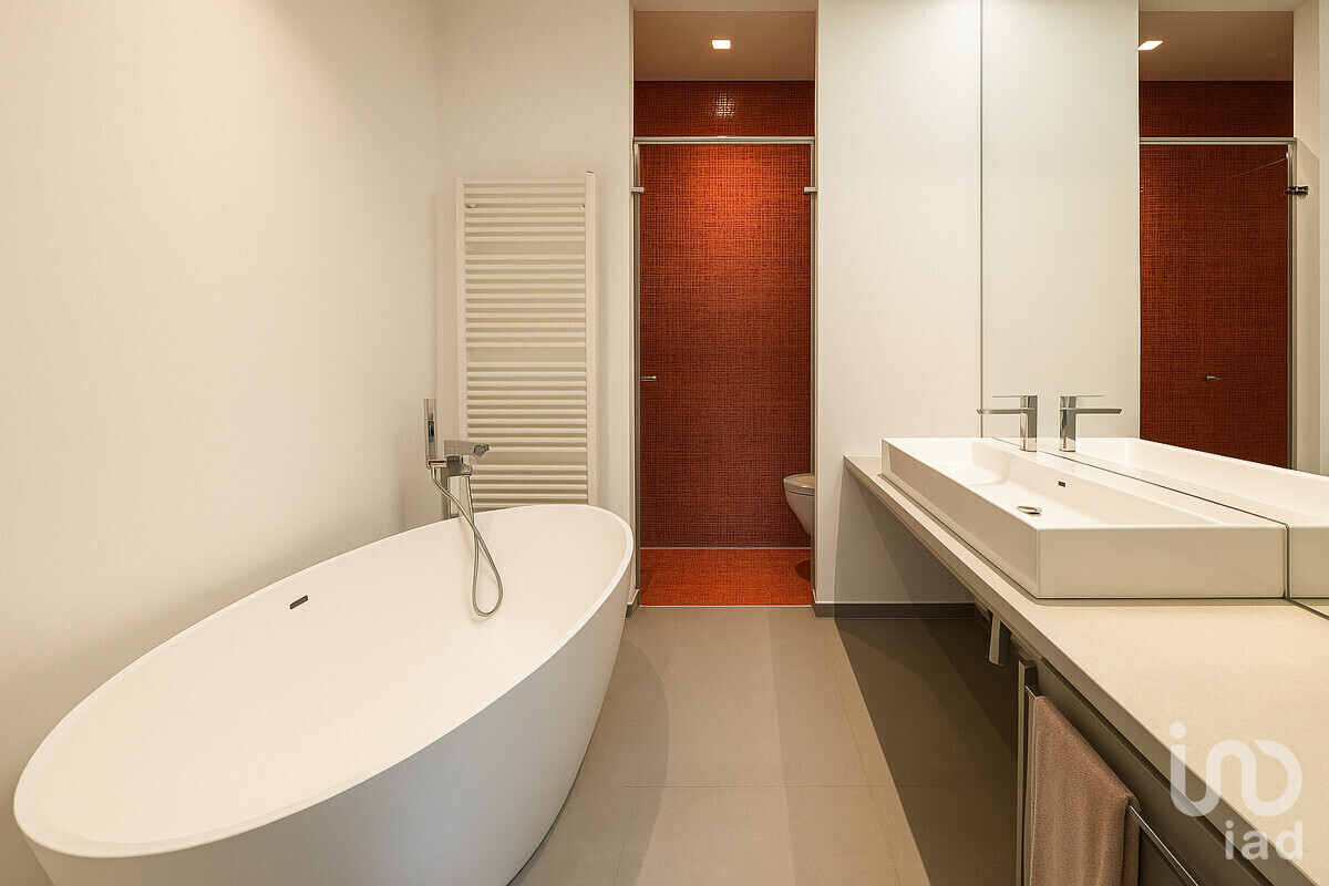 Badezimmer mit KI bearbeitet