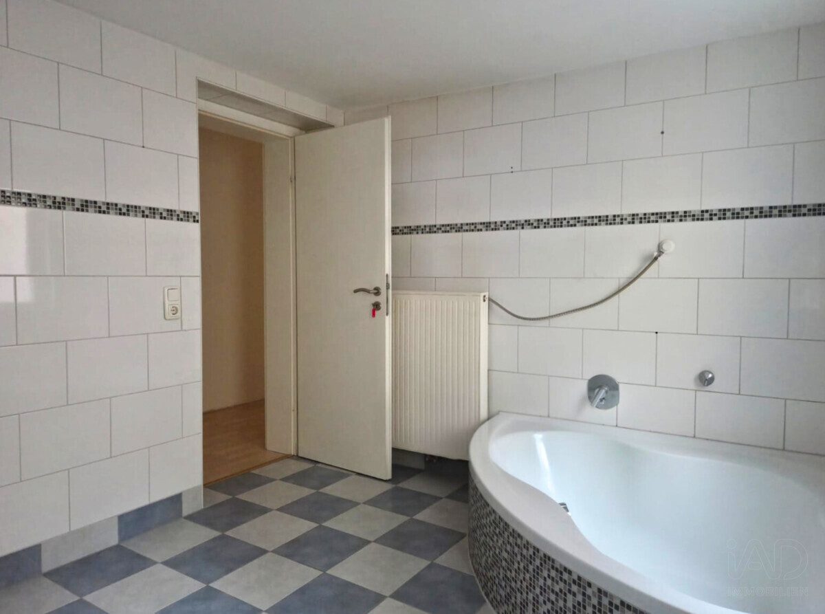 Wohnung 1. OG  Bad