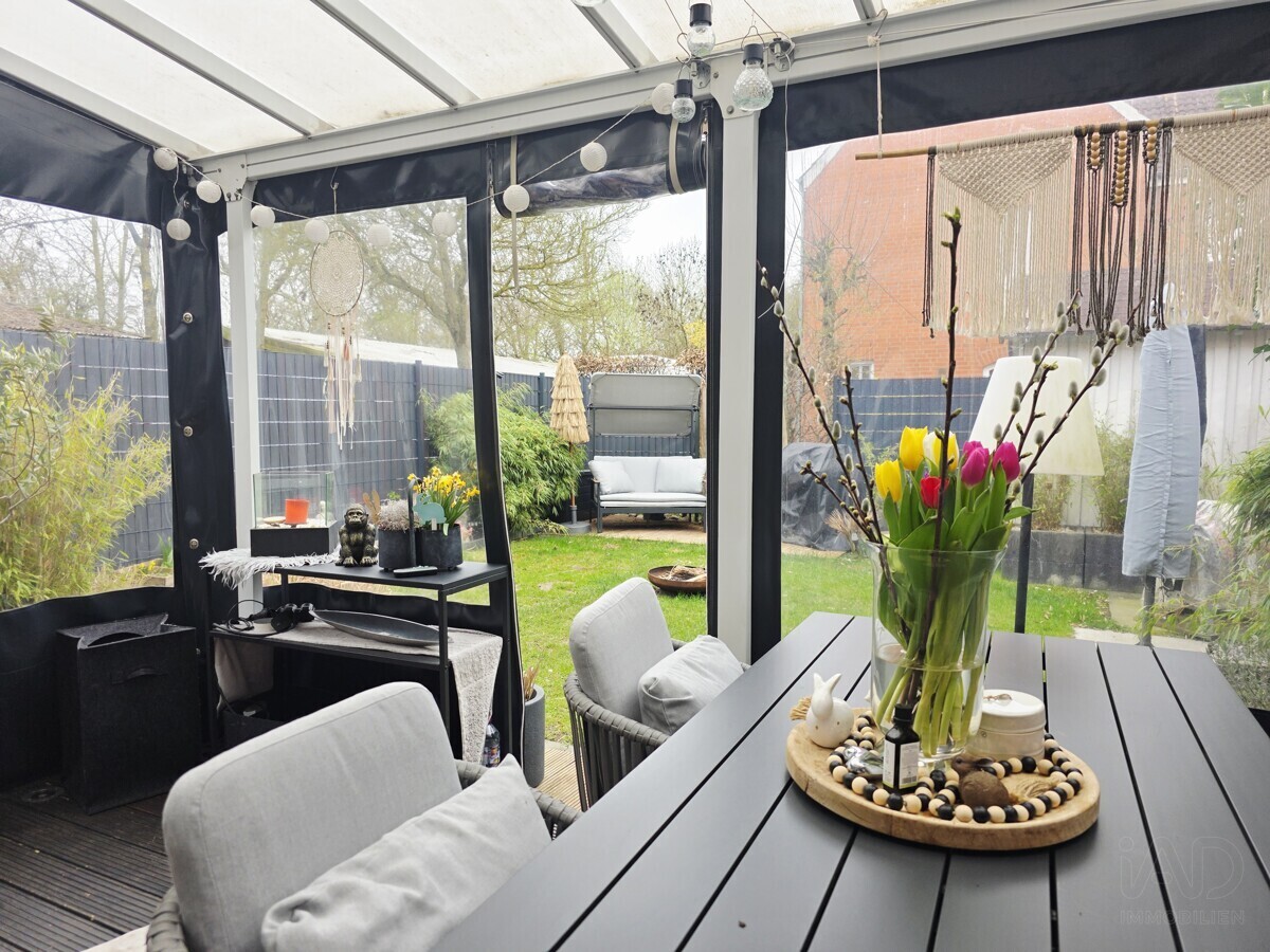 überdachte Terrasse