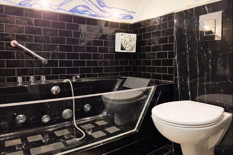 Bad mit Wanne & Dusche