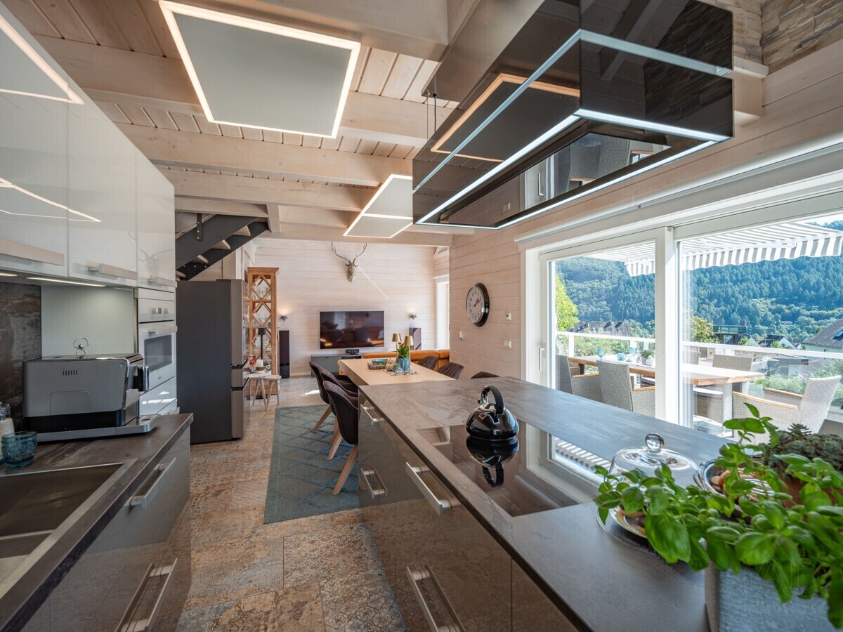 LeonWood_Blockhaus_