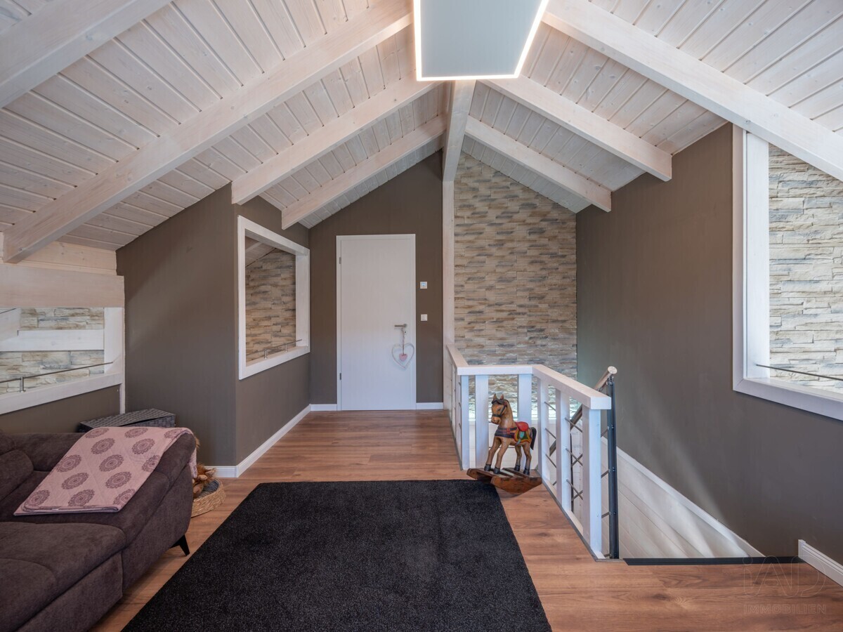 LeonWood_Blockhaus
