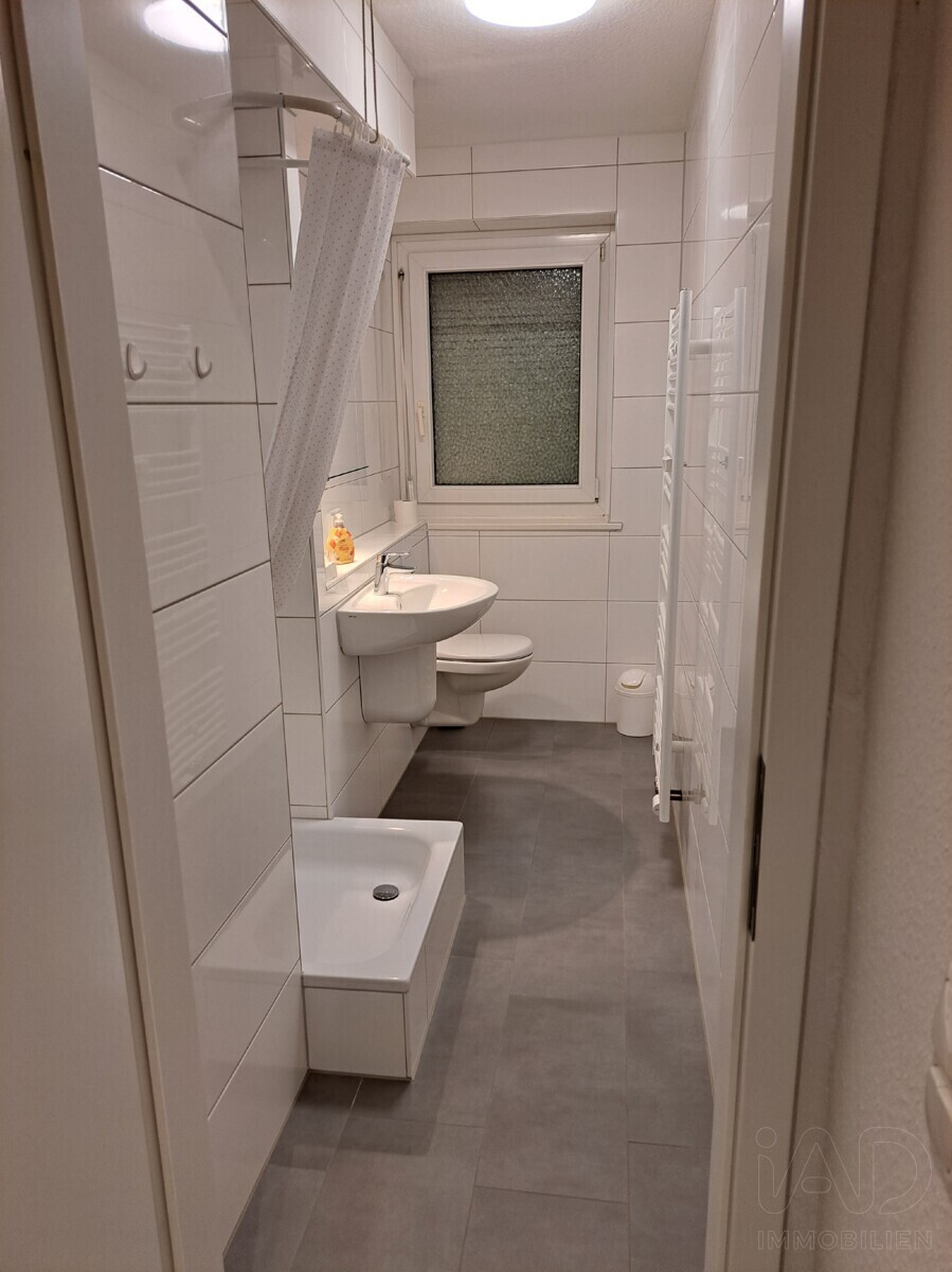 Bad mit Dusche