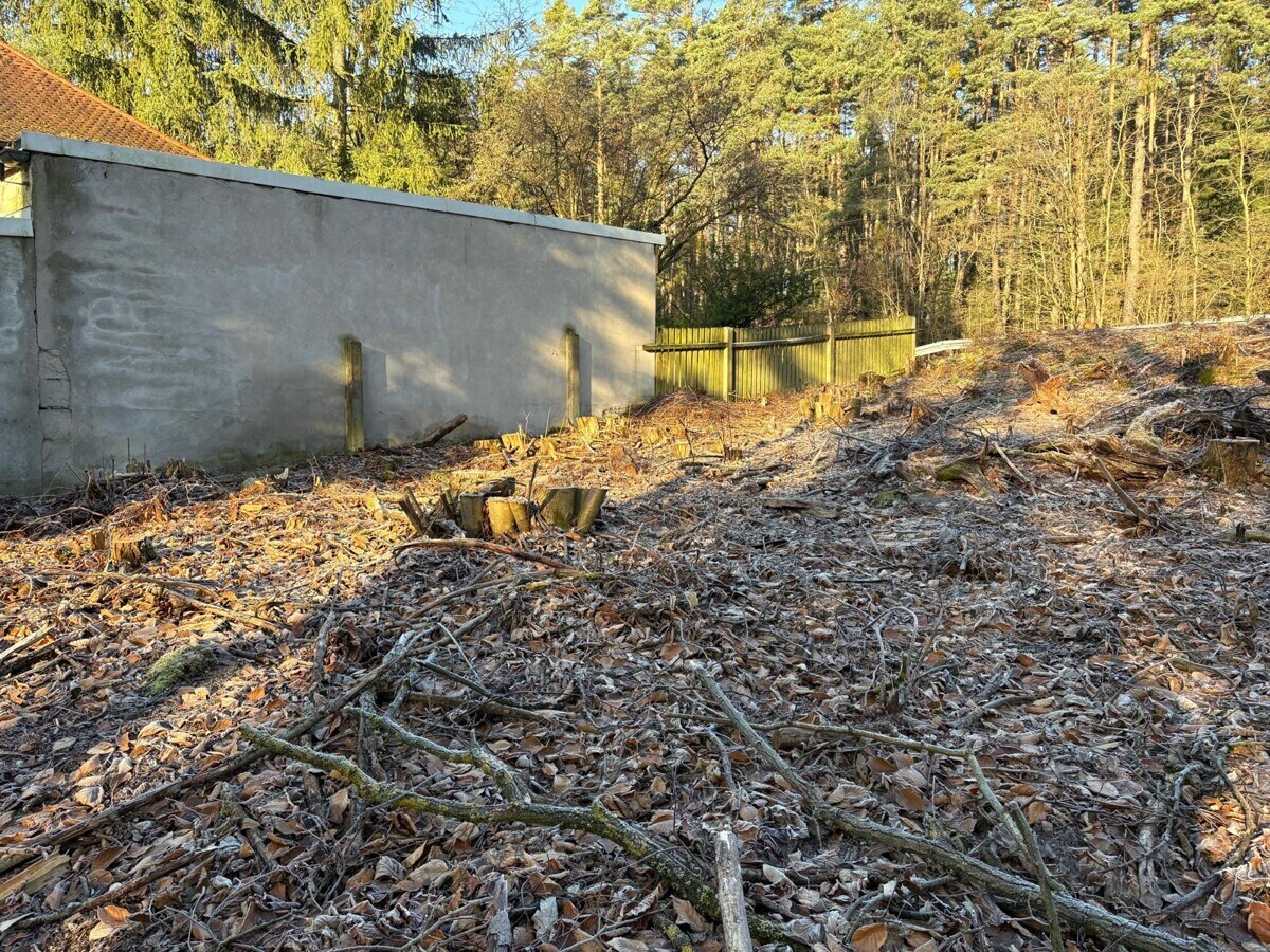 Grundstück
