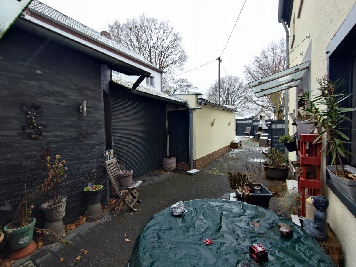 Innenhof im Winterschlaf