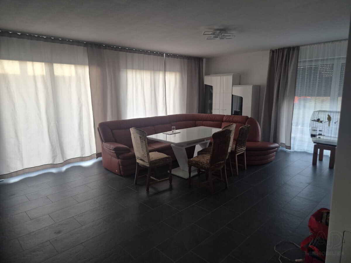 Whg unten Wohn/Esszimmers