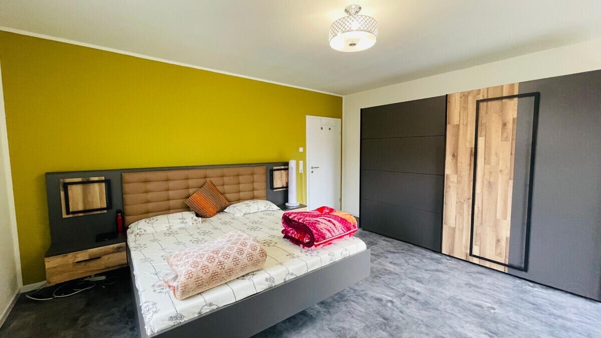 Schlafzimmer 1_2