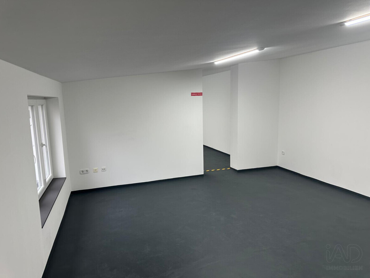 Büro 1