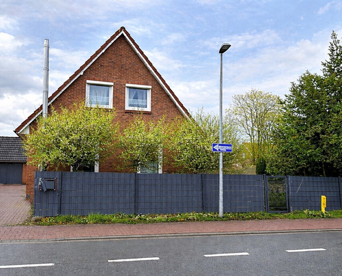 Straßenansicht