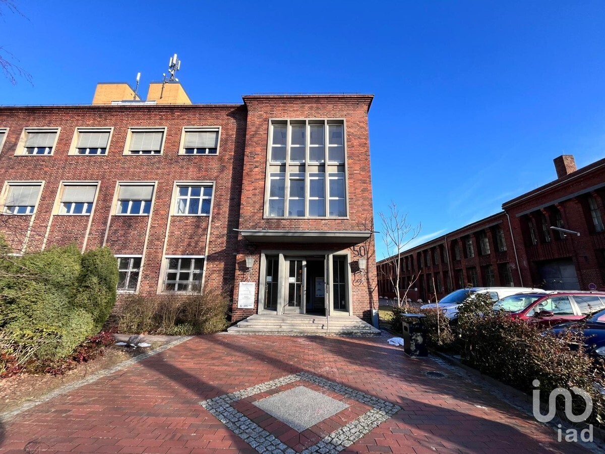 1f774356-025b-41f8-8364-1bac1a59a480