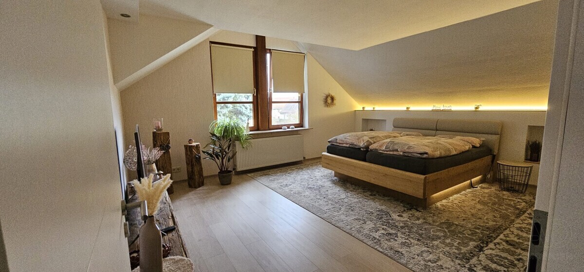 Schlafzimmer OG