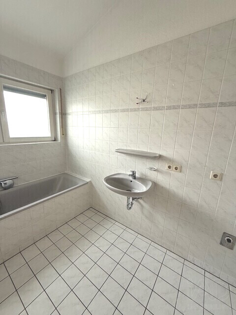 Bad mit Wanne
