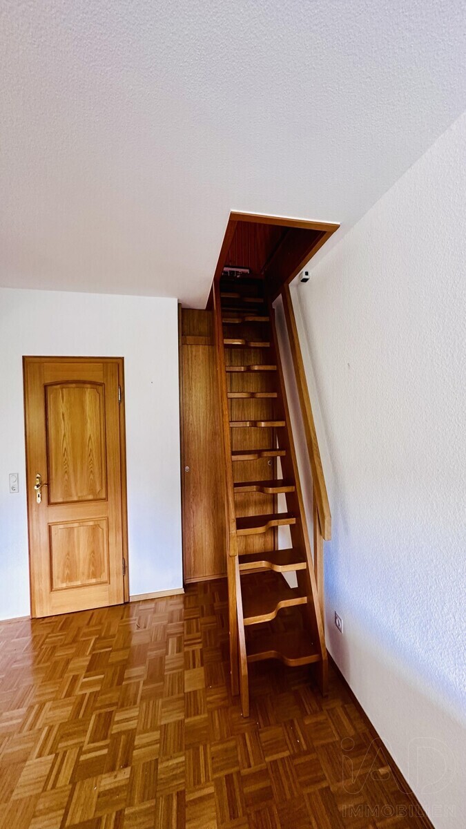 Treppenaufgang - Spitzboden