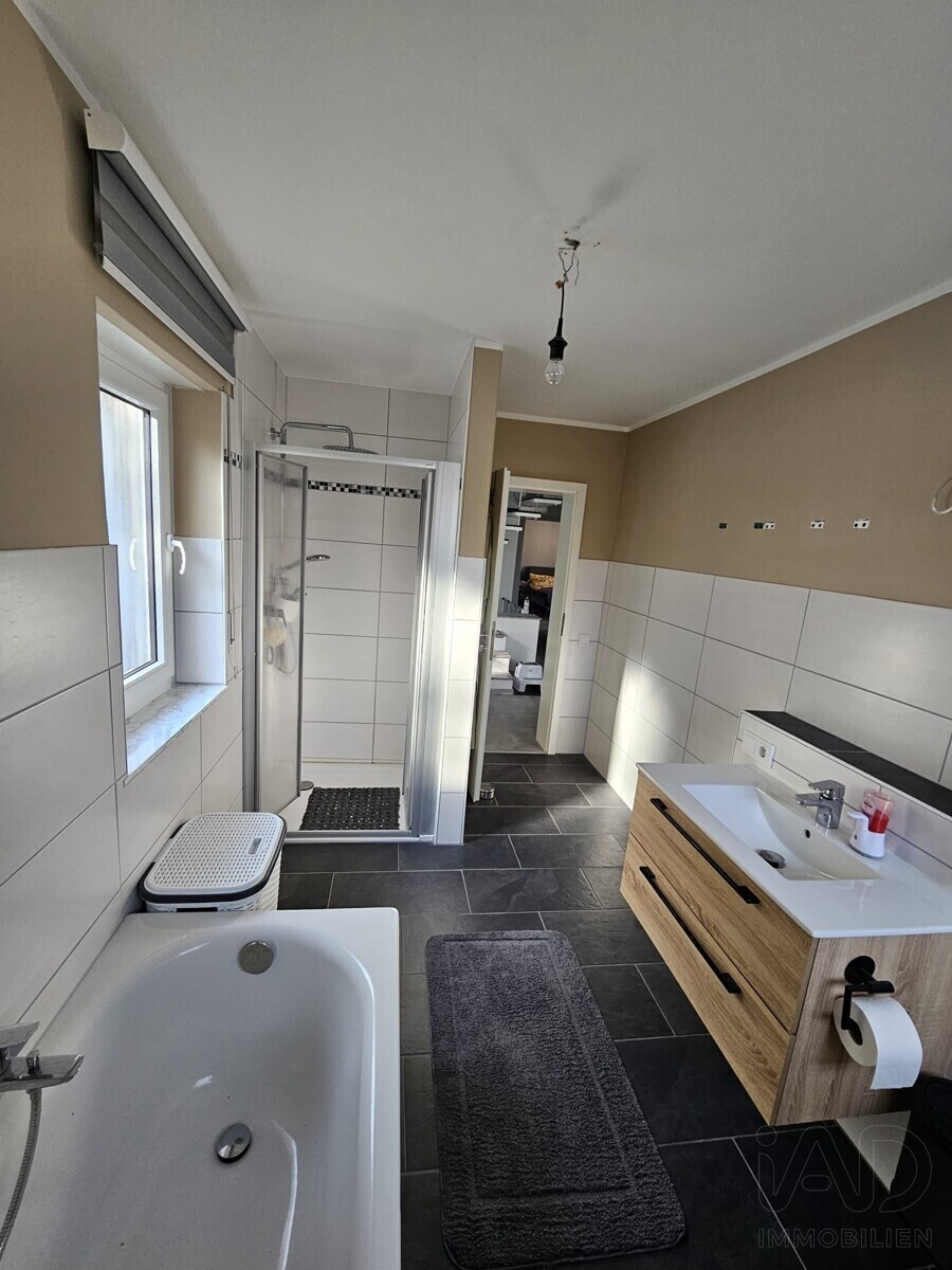 Badezimmer EG