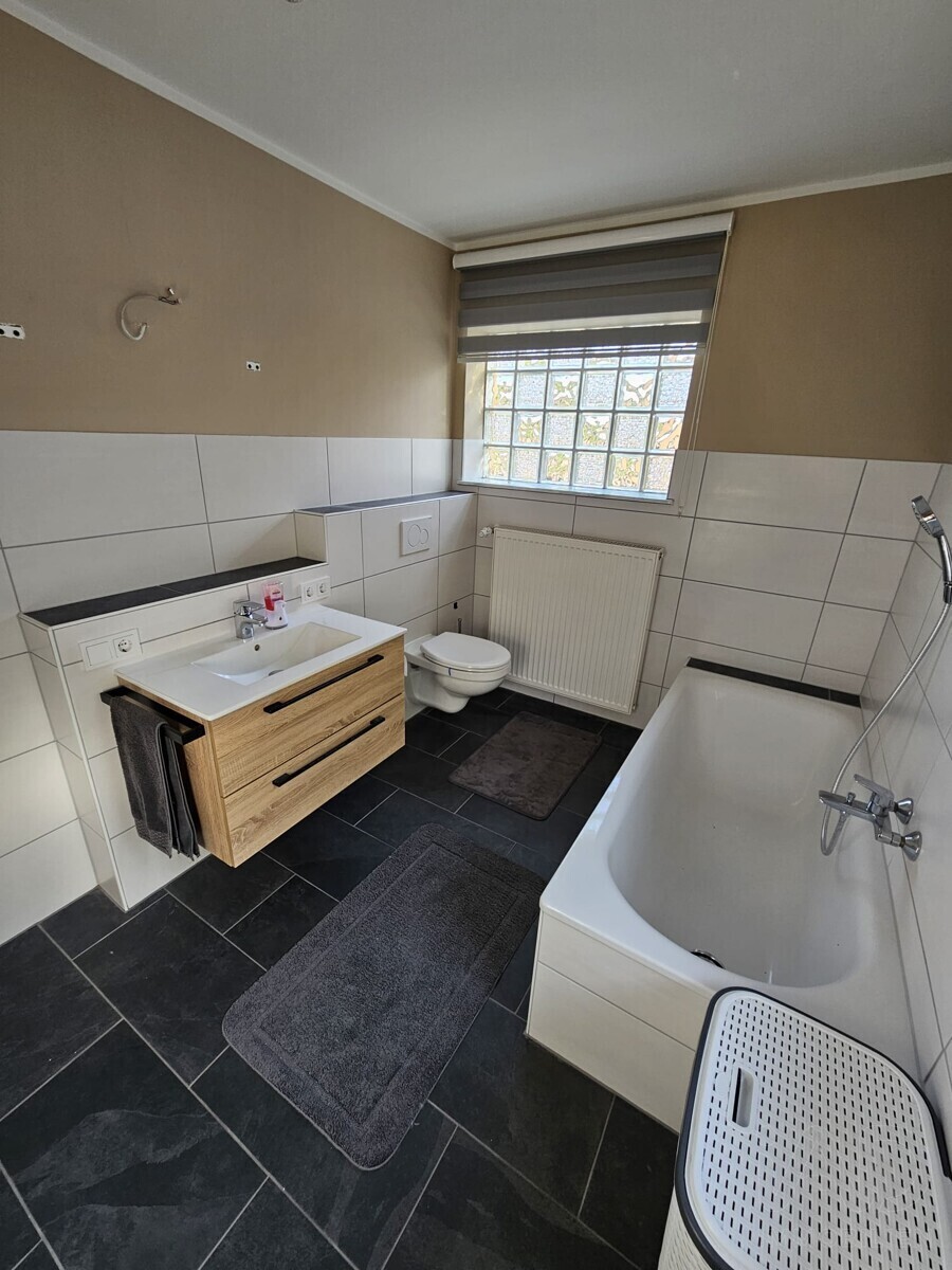 Badezimmer EG
