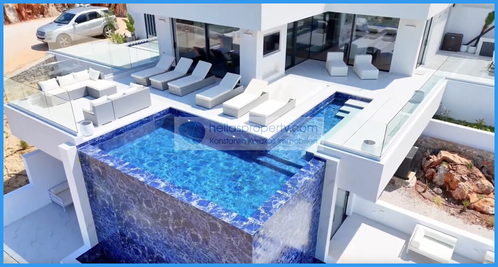 VILLA 4