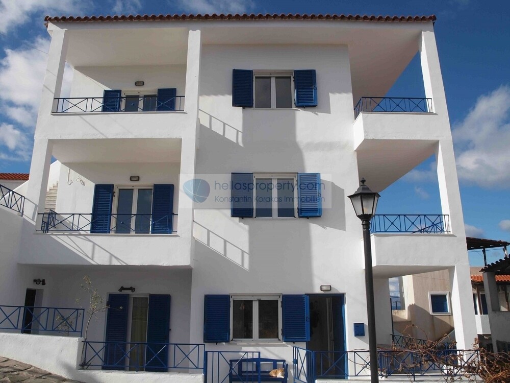 10. EXTERIOR VIEW
