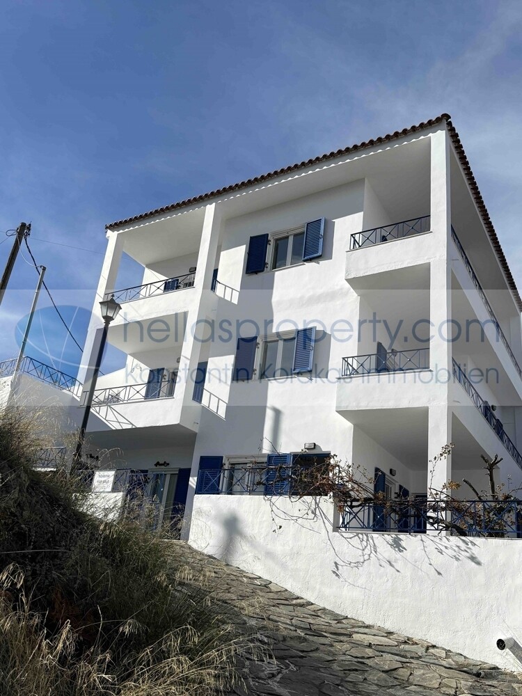 09. EXTERIOR VIEW