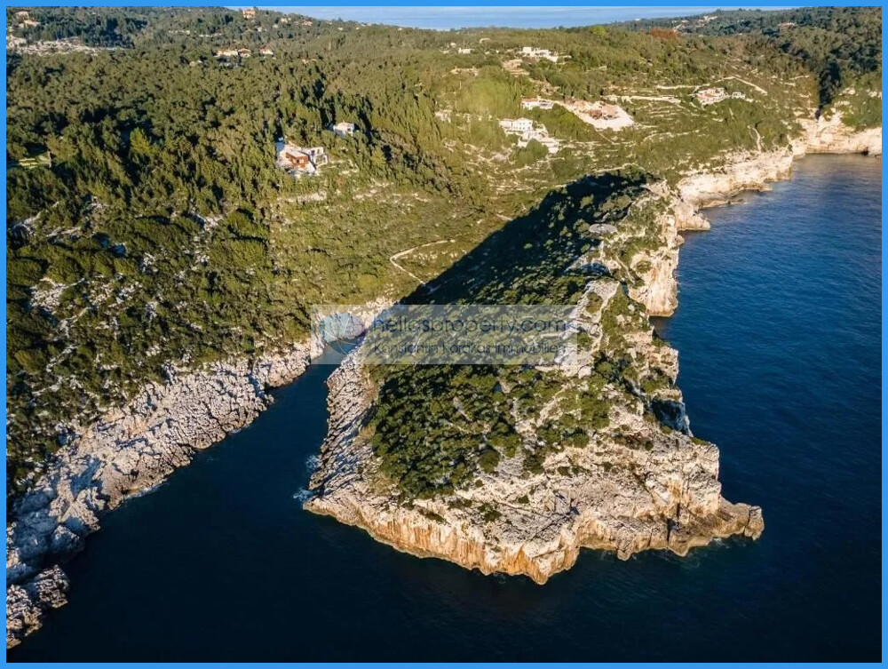 Paxoi 24