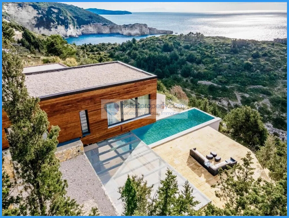 Paxoi 1