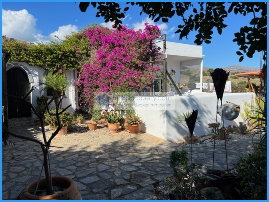 Elounda 8