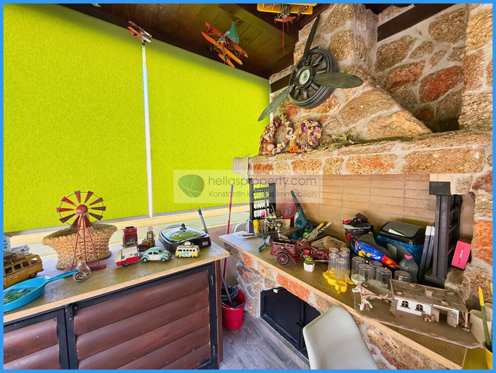 9ca18dd508394cffa5f4143bceca9e96-original