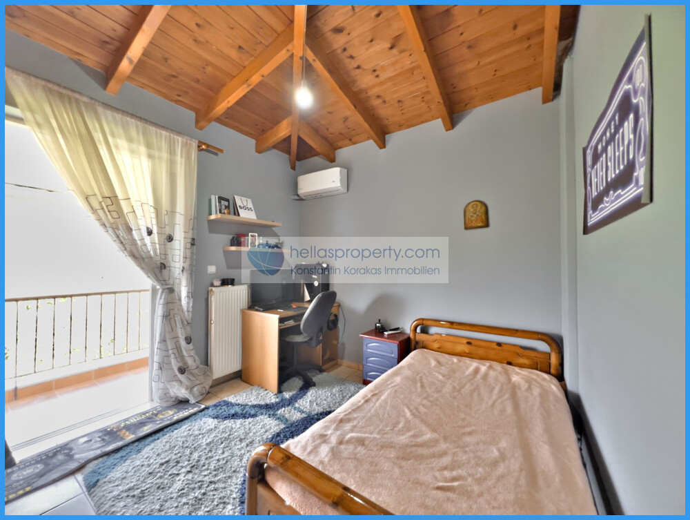 1f025adee53e4bd38356ba4ab242bda8-original