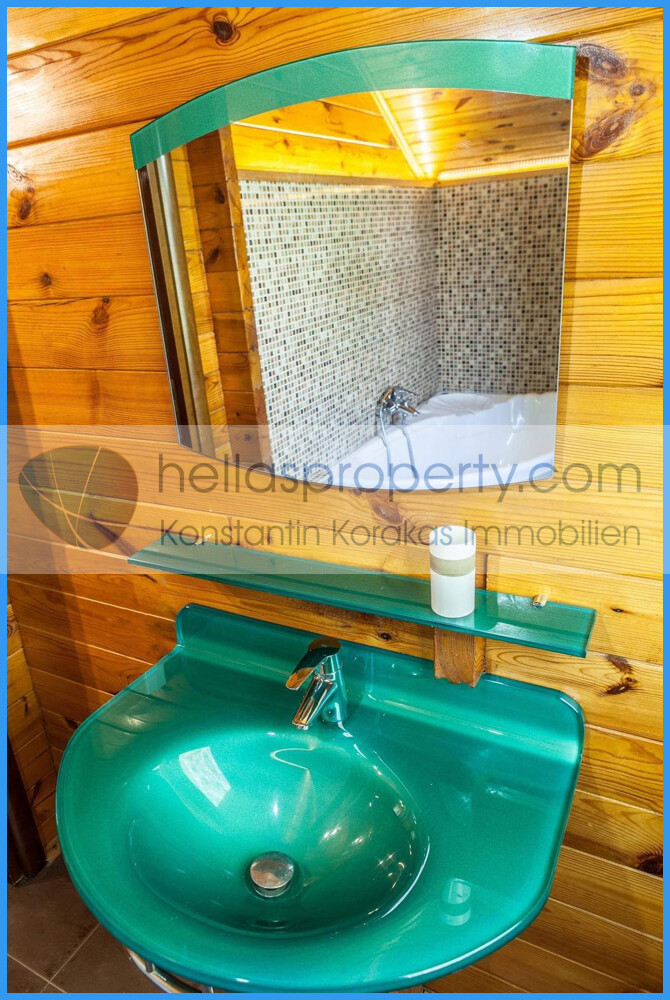 8631962b91f945a9adf472722775ab52-original