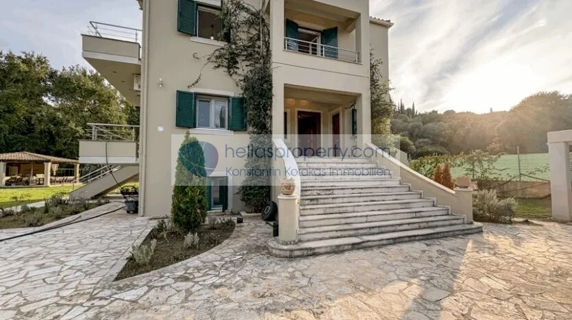 KOMBITSI KERKYRA 3