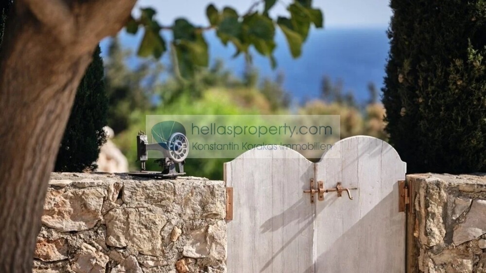 Agios Nikolaos 16