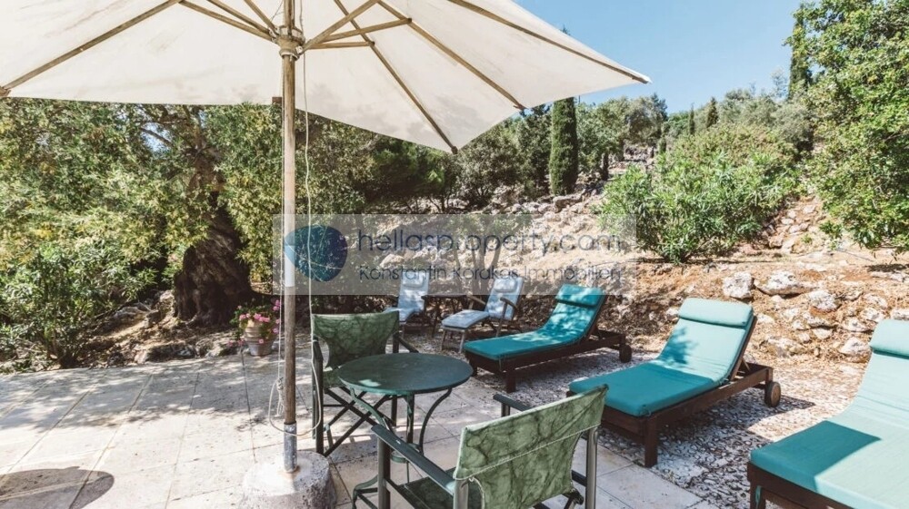 Agios Ni 42