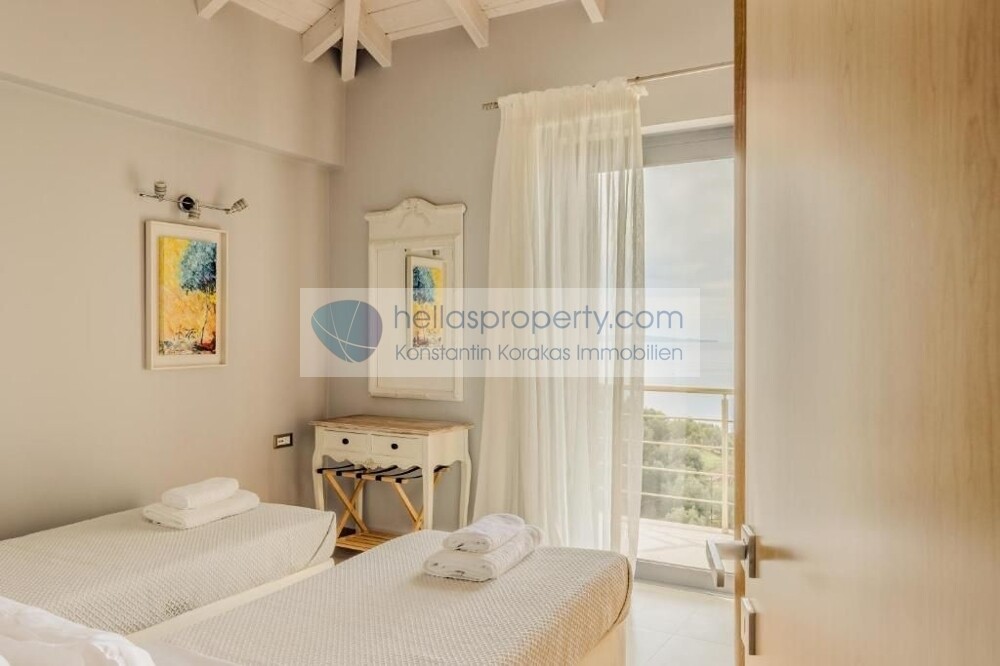 Villa Agia Paraskevi 4  (8)