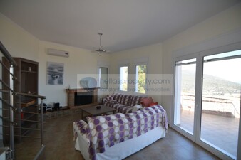 P1012 (25)