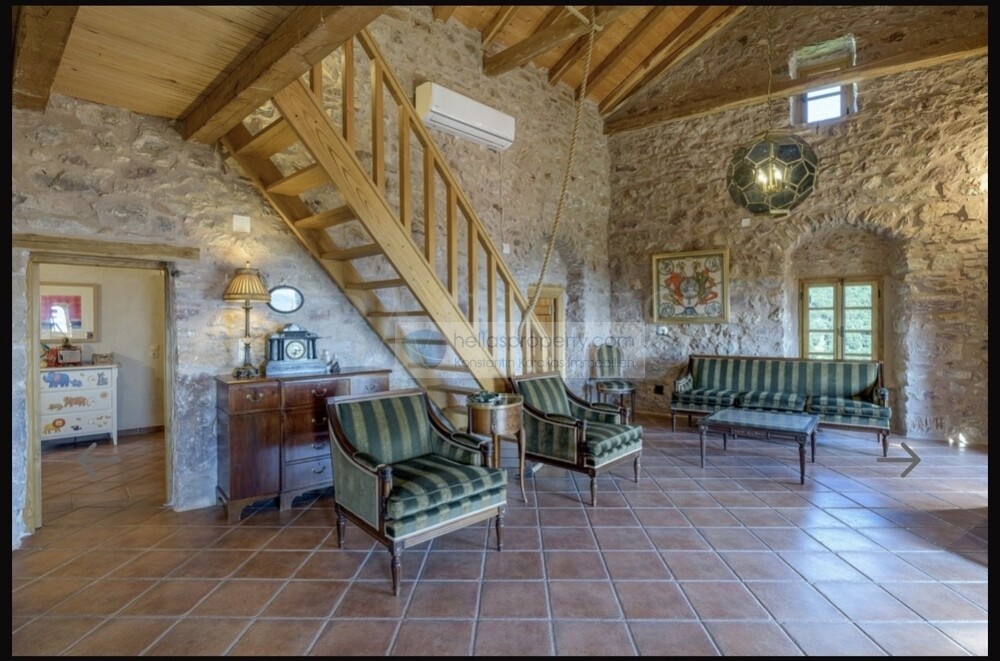 Burg Skoutari (24)