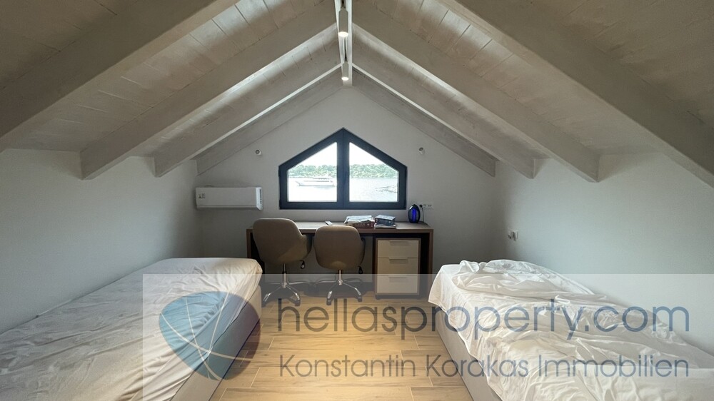 VILLA IN MEGANISI ERSTBEZUG 630 T (14)