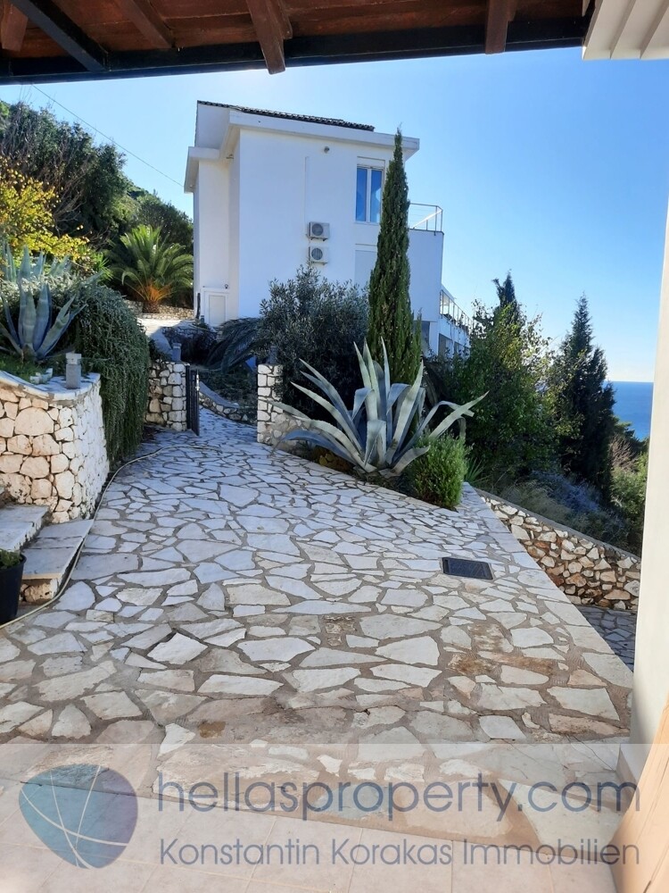 seitliche Ansicht Privat Villa