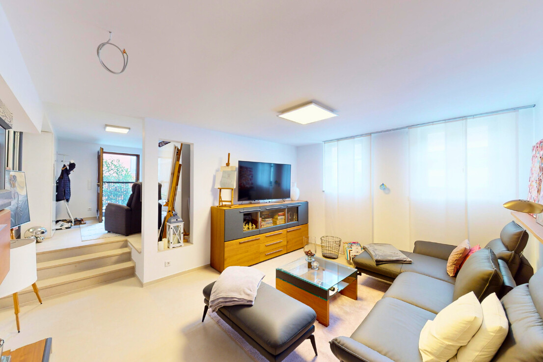 EG Wohnung rechts: Wohnzimmer