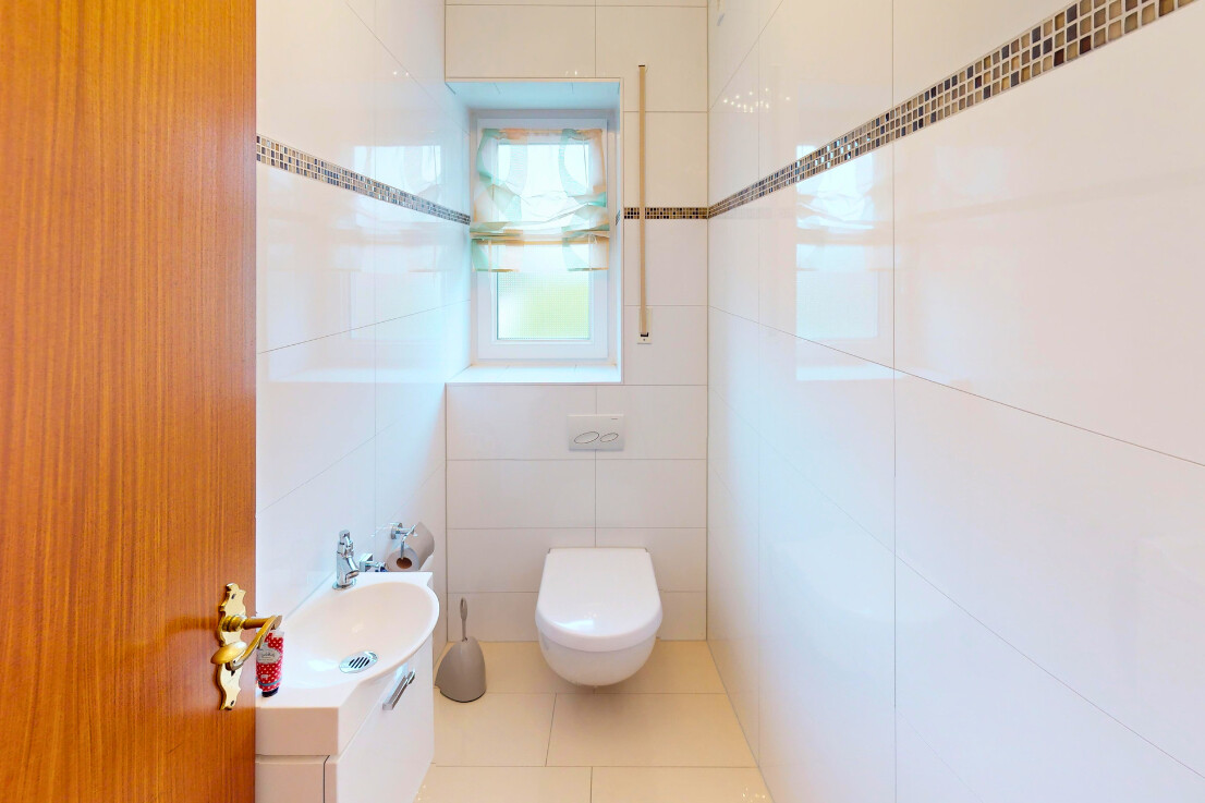 Gäste-WC-Erdgeschoss