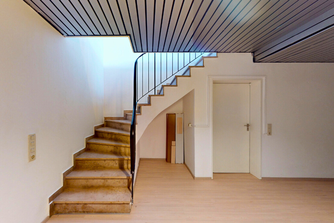 Treppe zur Verkaufsläche