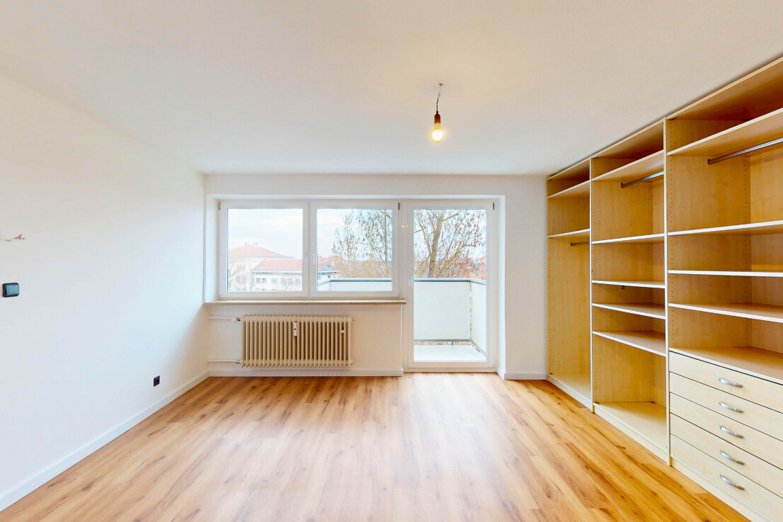 Schlafen 1 mit einem weiteren Balkon