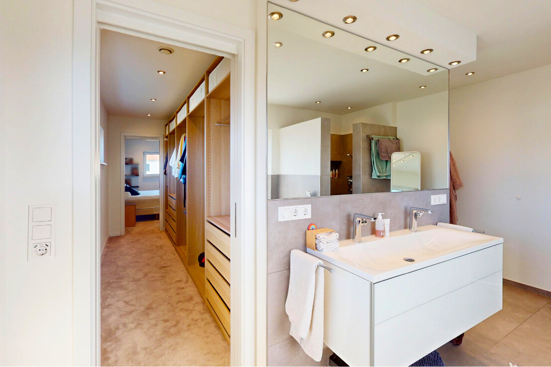 Elternbad / Ankleide