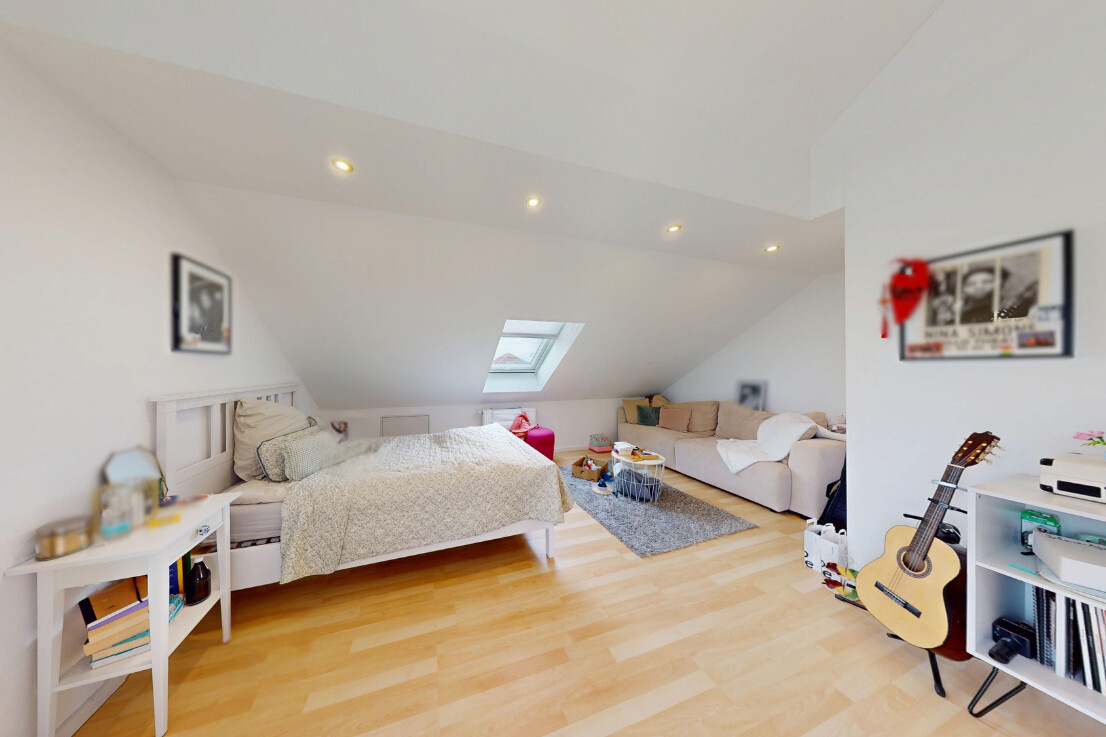 Schlafzimmer DG