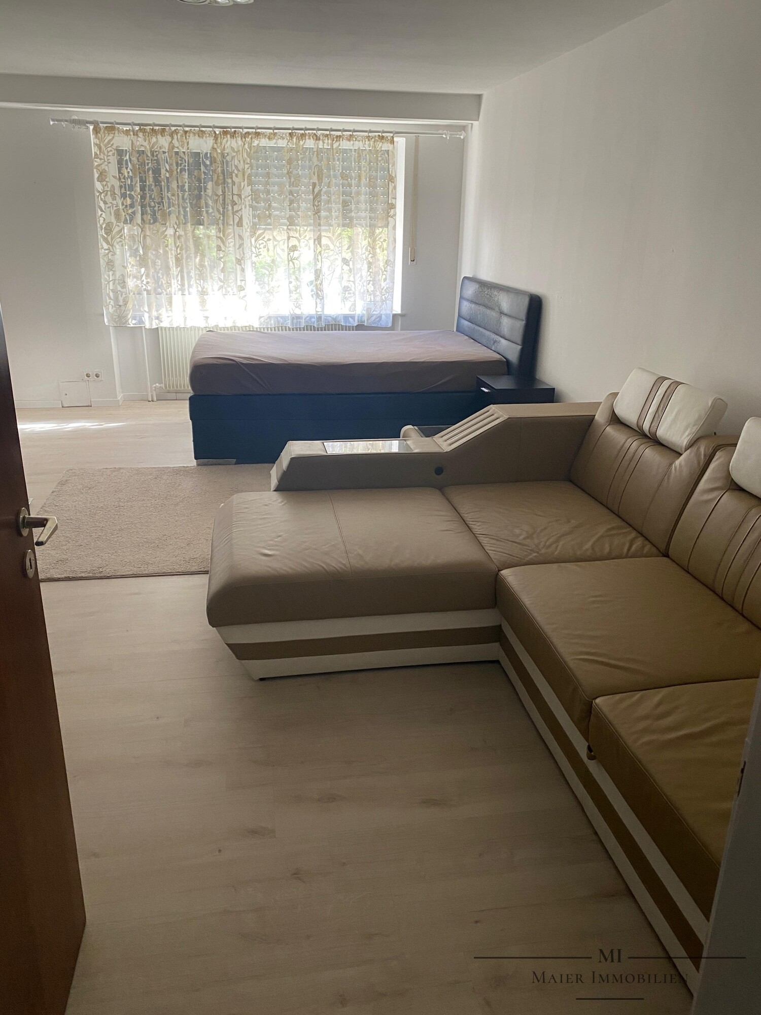 Schlafzimmer 1 UG