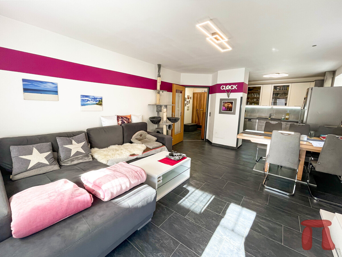 d8742c83-af90-460a-8de3-9413708d6a2a