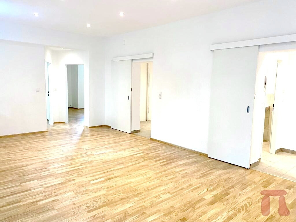 Wohnraum, Vorraum, Zimmer, Küche