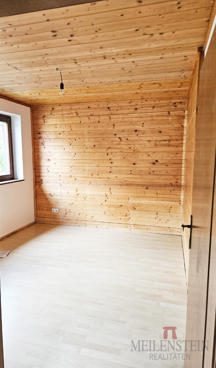 6860a985-16cf-4691-8983-8914585459d0_original