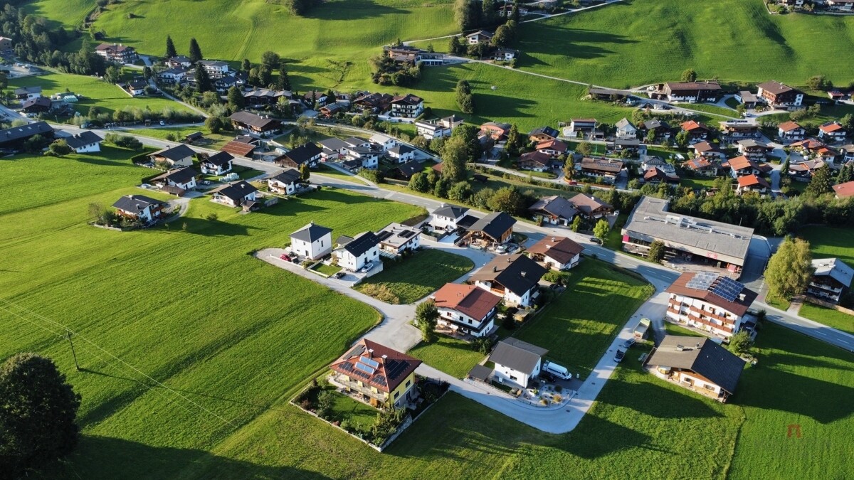 dji_fly_20240919_173802_166_1726760761564_photo_optimized