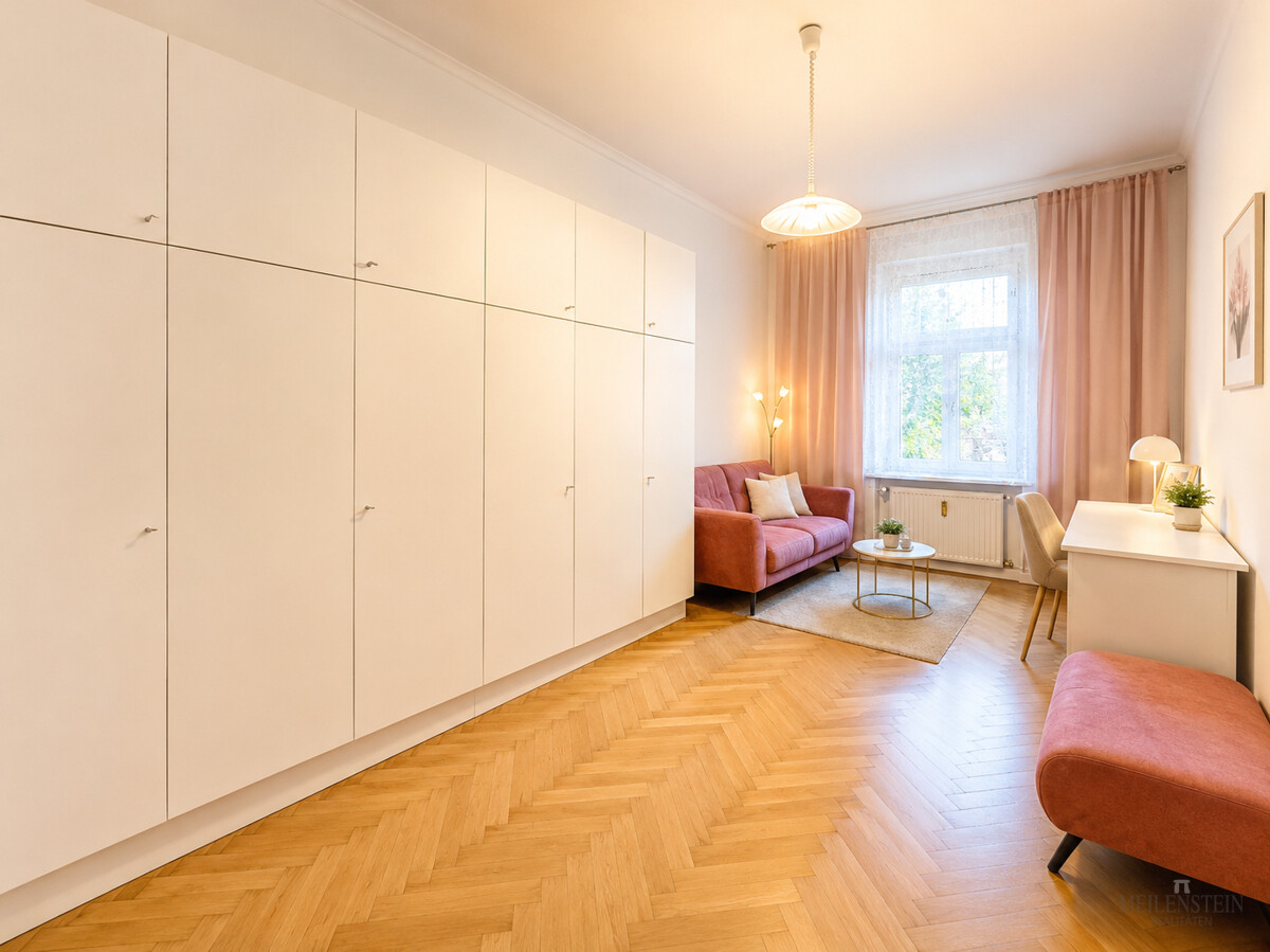WOHNUNG